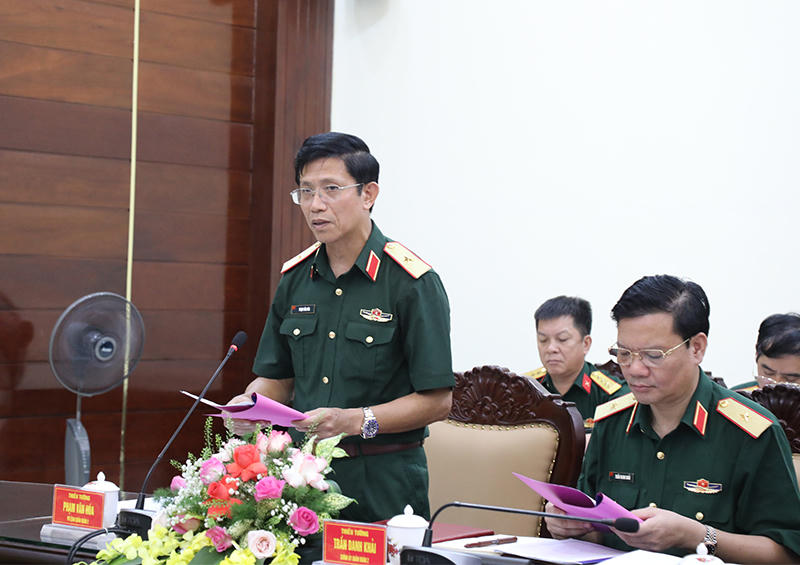 Đại tướng Phan Văn Giang làm việc tại Bộ Tư lệnh Quân đoàn 2 và một số đơn vị thuộc Quân chủng Phòng không - Không quân