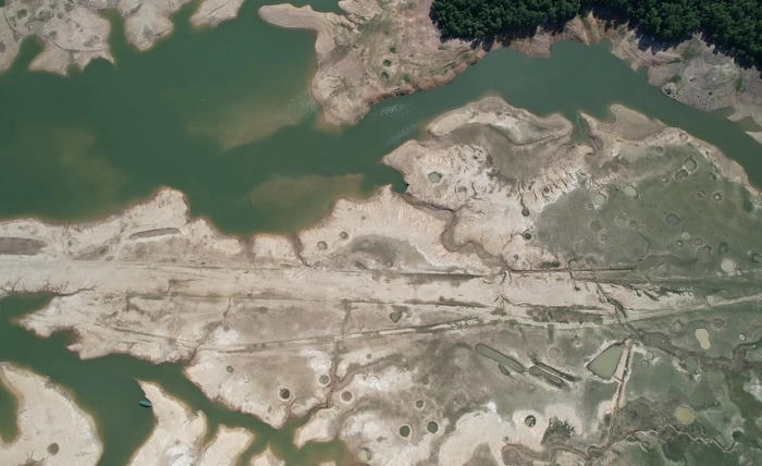 Kỷ niệm ngày thương binh liệt sỹ 27/7: Nén tâm nhang giữa lòng hồ Kẻ Gỗ