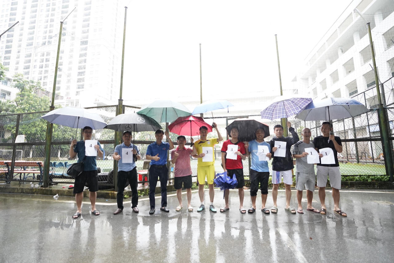 Hà Nội: Giao lưu bóng đá mừng ngày lễ lớn của đất nước 