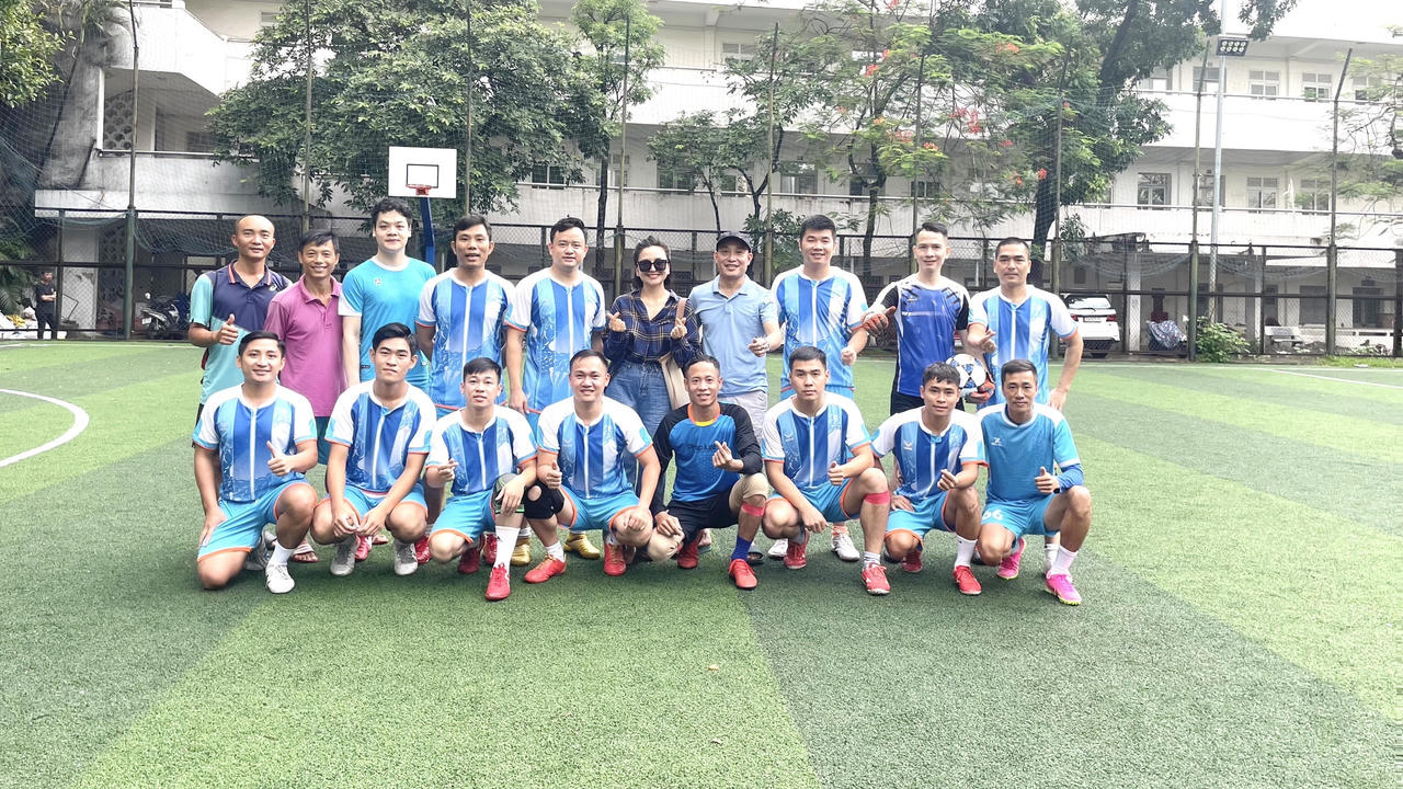 Hà Nội: Giao lưu bóng đá mừng ngày lễ lớn của đất nước 