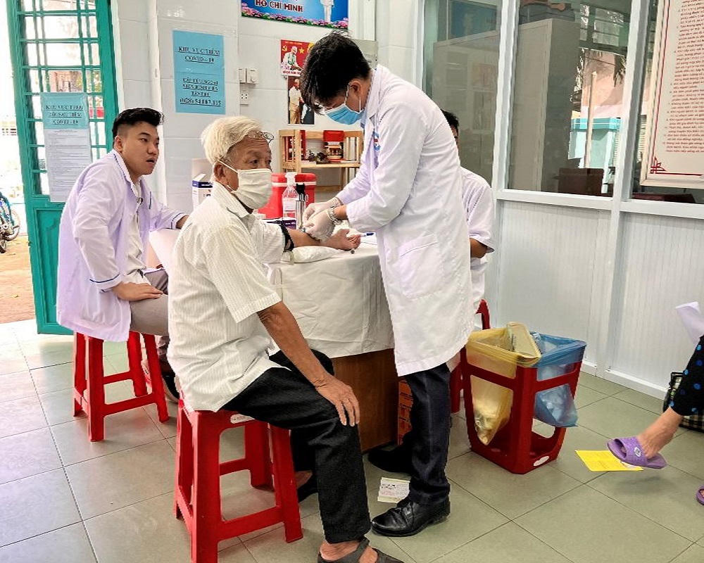 TP HCM khám sức khỏe miễn phí, phát hiện sớm bệnh không lây nhiễm ở người cao tuổi