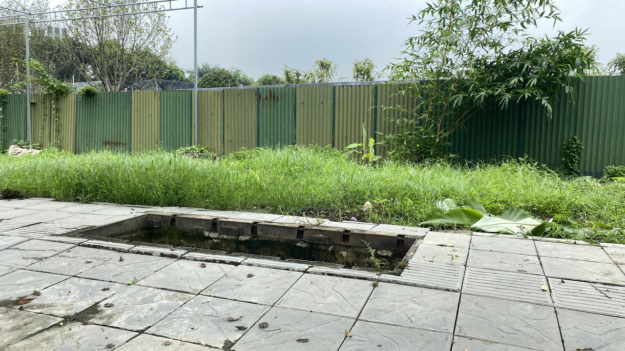 Loạt hố ga 'bẫy' người đi đường