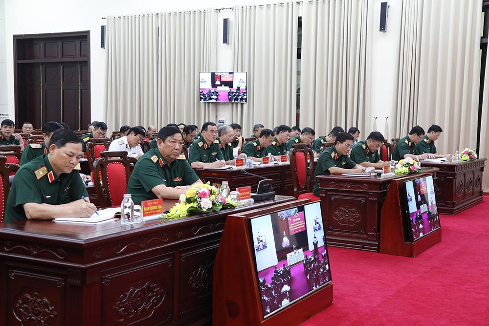 Tiếp tục nâng cao chất lượng nghiên cứu, biên soạn, chỉnh sửa hệ thống tài liệu huấn luyện, dạy học trong Quân đội