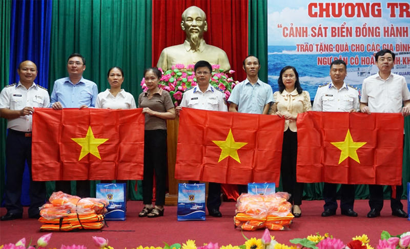 Tuyên truyền, phổ biến giáo dục pháp luật cho ngư dân Hà Tĩnh