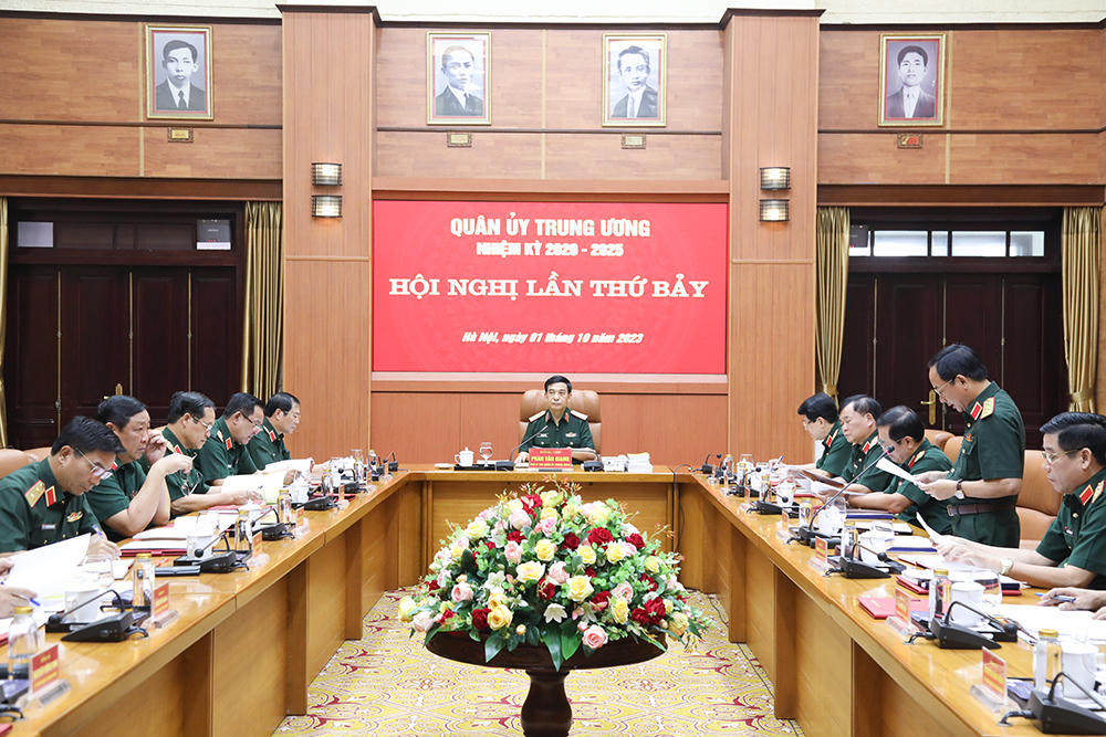 Đại tướng Phan Văn Giang chủ trì Hội nghị Quân ủy Trung ương