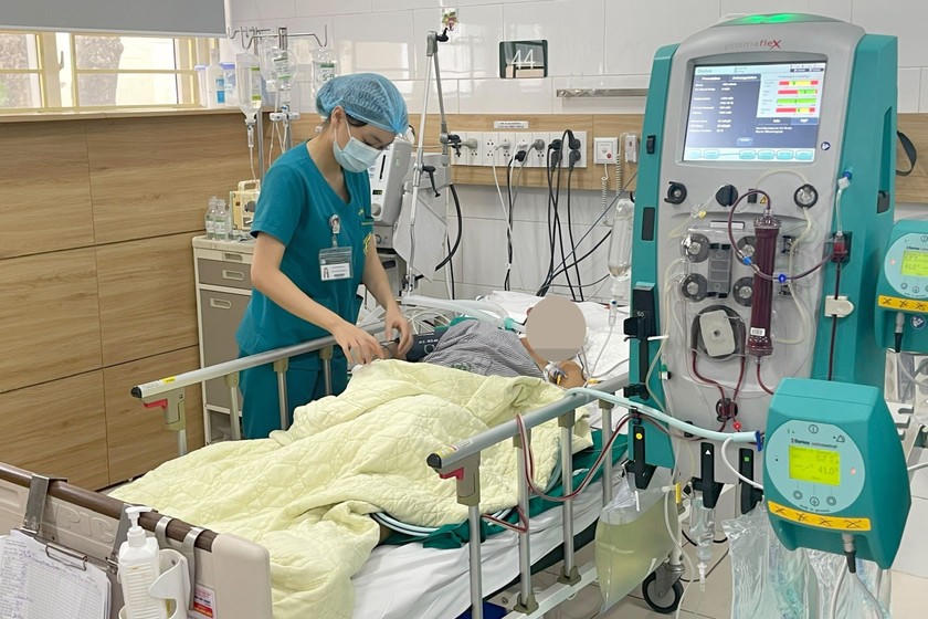 Giám đốc bệnh viện tuyến trung ương chia sẻ kinh nghiệm 'gỡ khó' trong đấu thầu, mua sắm thuốc, trang thiết bị y tế