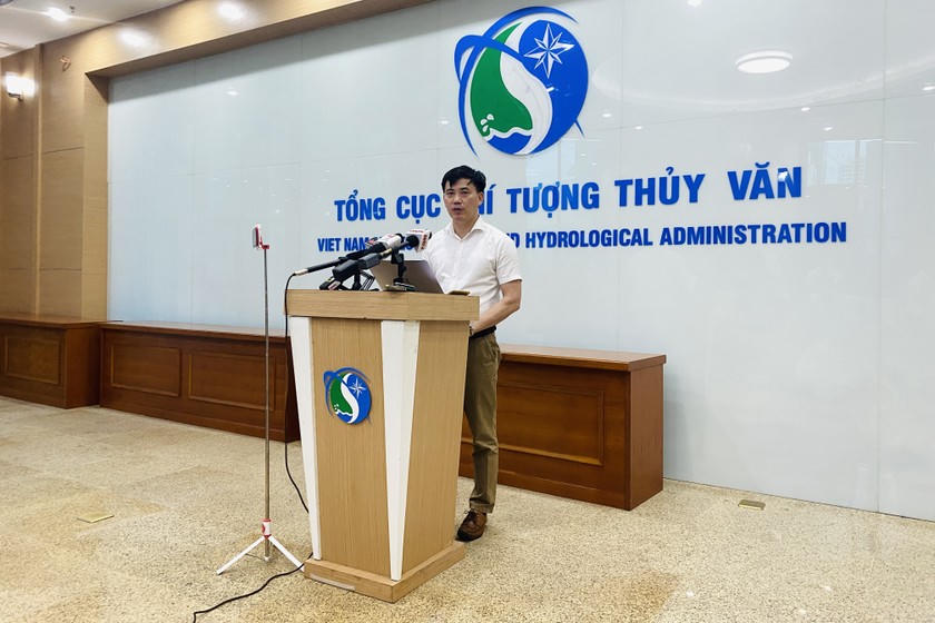 Không khí lạnh mạnh tràn về, miền Bắc đón đợt rét đầu tiên