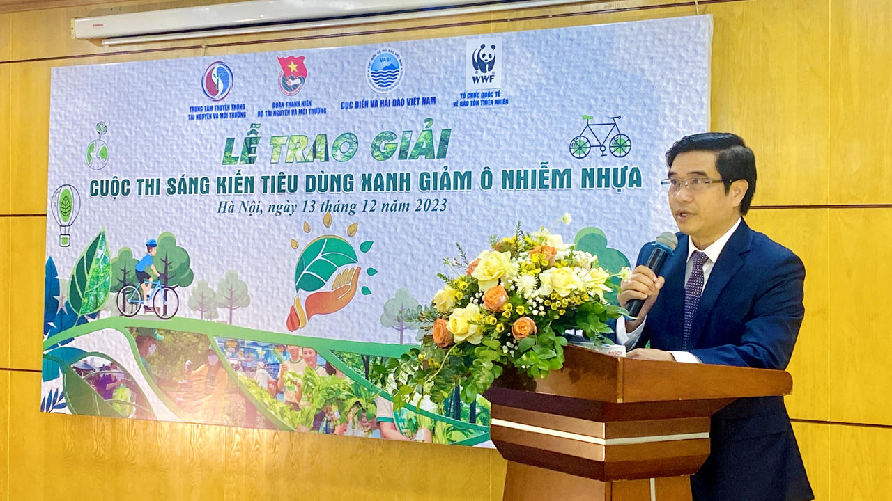 Trao giải Cuộc thi ‘Sáng kiến tiêu dùng xanh, giảm ô nhiễm nhựa’ 