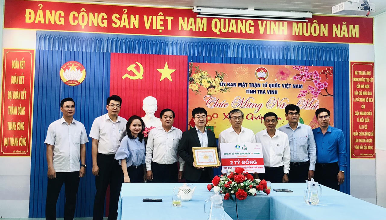 Dược phẩm TV.PHARM hỗ trợ 2 tỷ đồng tặng quà Tết cho hộ nghèo tỉnh Trà Vinh 