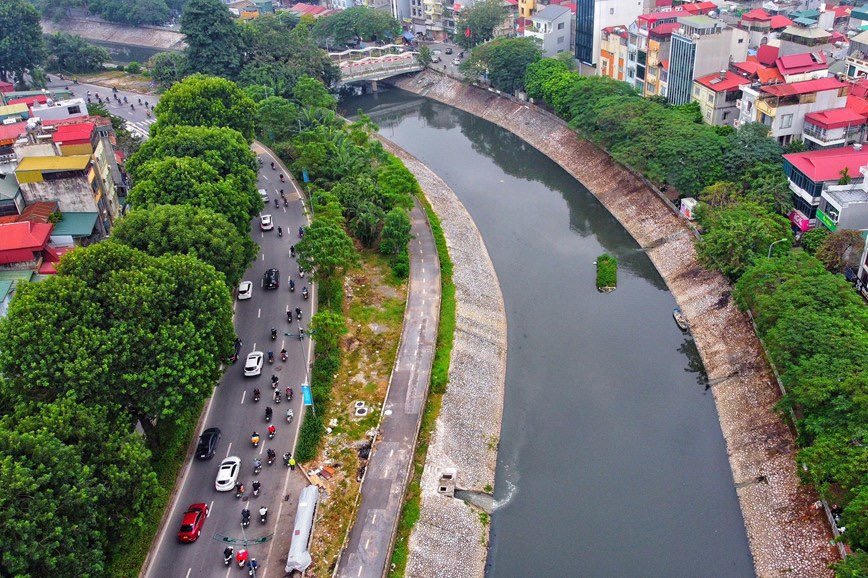 Cận cảnh tuyến đường dành riêng cho xe đạp ở Hà Nội