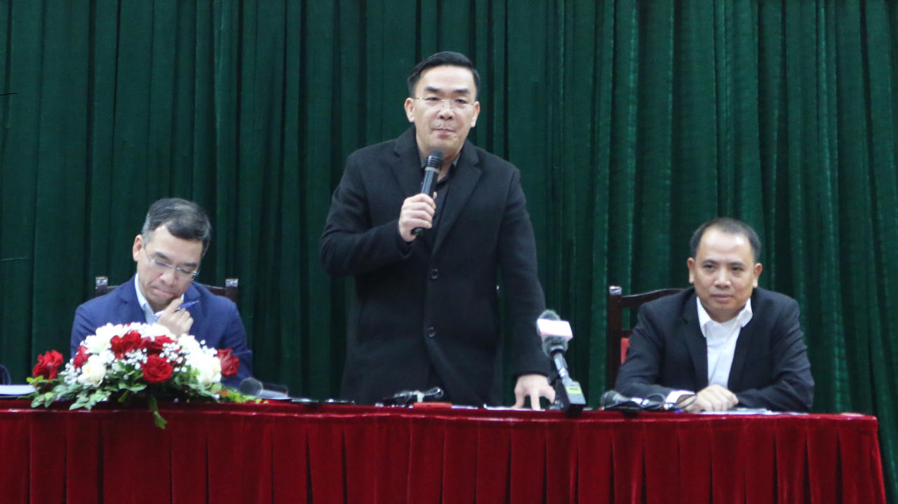 Chuyên gia y tế nói về tình trạng sương mù dày đặc sáng nay ở miền Bắc