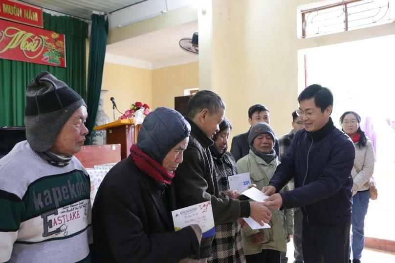 Tết về với bệnh nhân phong 