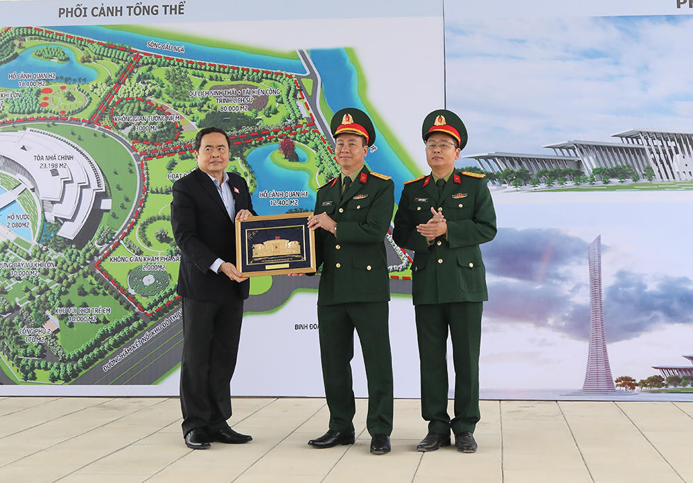 Bộ Quốc phòng phát động “Tết trồng cây đời đời nhớ ơn Bác Hồ”