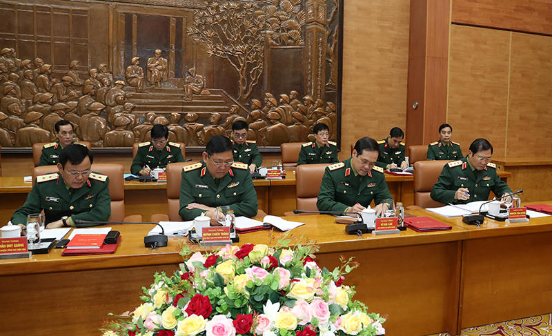 Đại tướng Phan Văn Giang và lãnh đạo Bộ Quốc phòng làm việc với Tổng cục Hậu cần