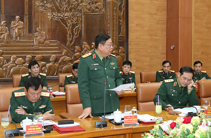 Đại tướng Phan Văn Giang và lãnh đạo Bộ Quốc phòng làm việc với Tổng cục Hậu cần