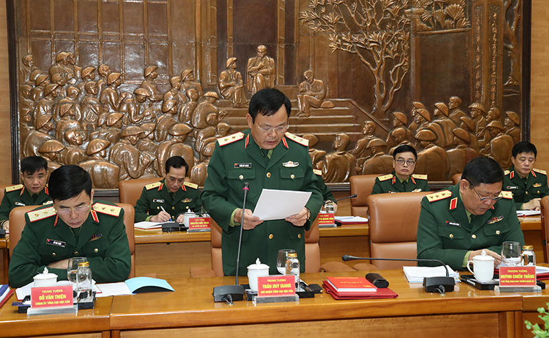 Đại tướng Phan Văn Giang và lãnh đạo Bộ Quốc phòng làm việc với Tổng cục Hậu cần