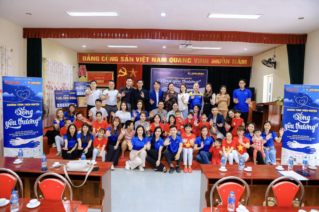 Những hình ảnh ấm áp của hành trình thiện nguyện “Sống yêu thương”