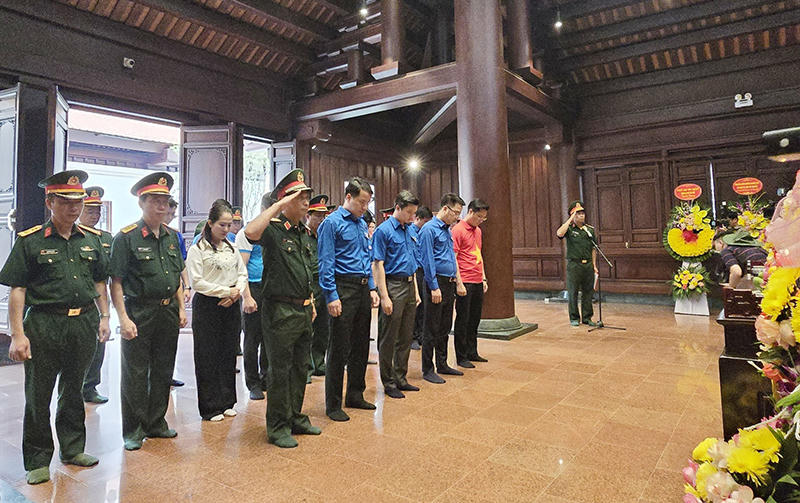 Lắng đọng Chương trình giao lưu nghệ thuật “Điện Biên Phủ - Khát vọng non sông”