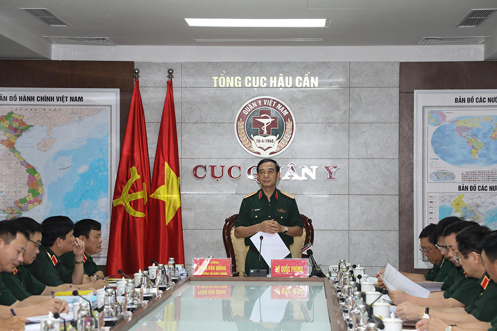 Đại tướng Phan Văn Giang thăm và làm việc với Cục Quân y