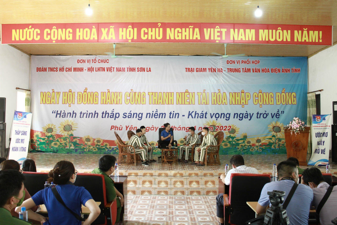 Sức mạnh cảm hóa trên hành trình cải tạo, hoàn lương: Bài 2: Bình yên lớp học xóa mù chữ ở Trại giam Yên Hạ 