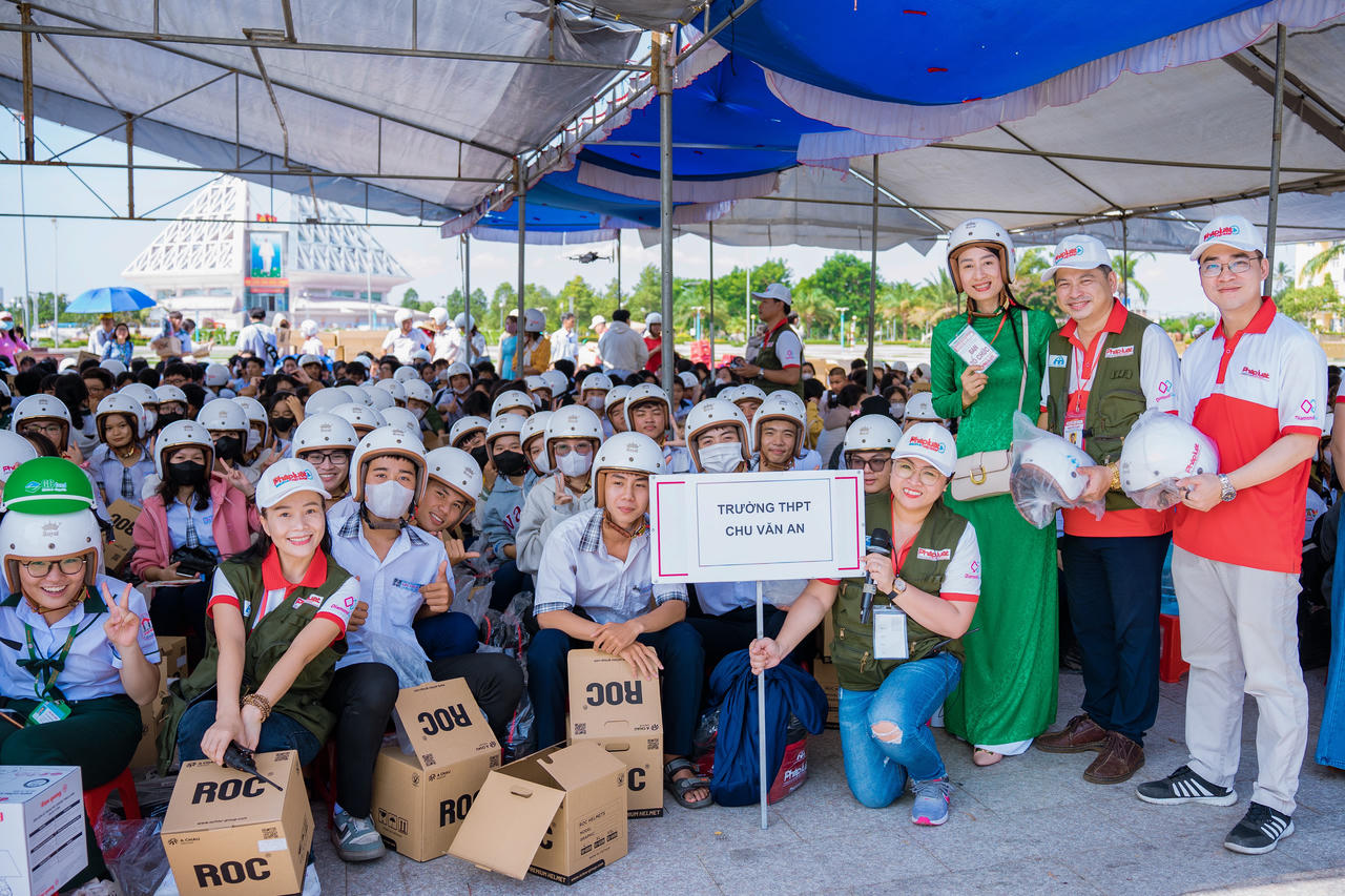 Caravan mùa 2: Hành trình tuyên truyền pháp luật và an toàn giao thông tại Ninh Thuận 