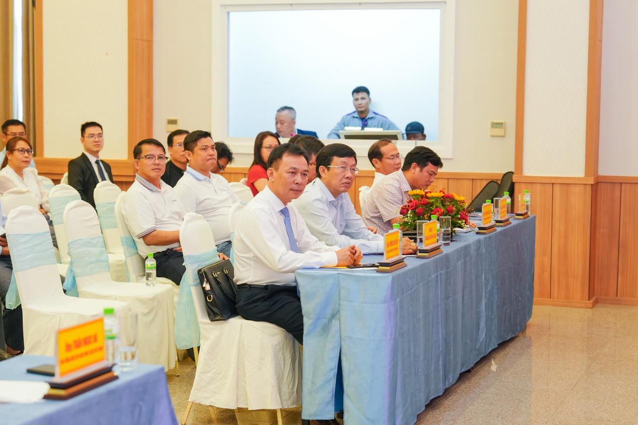 Caravan mùa 2: Hành trình tuyên truyền pháp luật và an toàn giao thông tại Ninh Thuận 