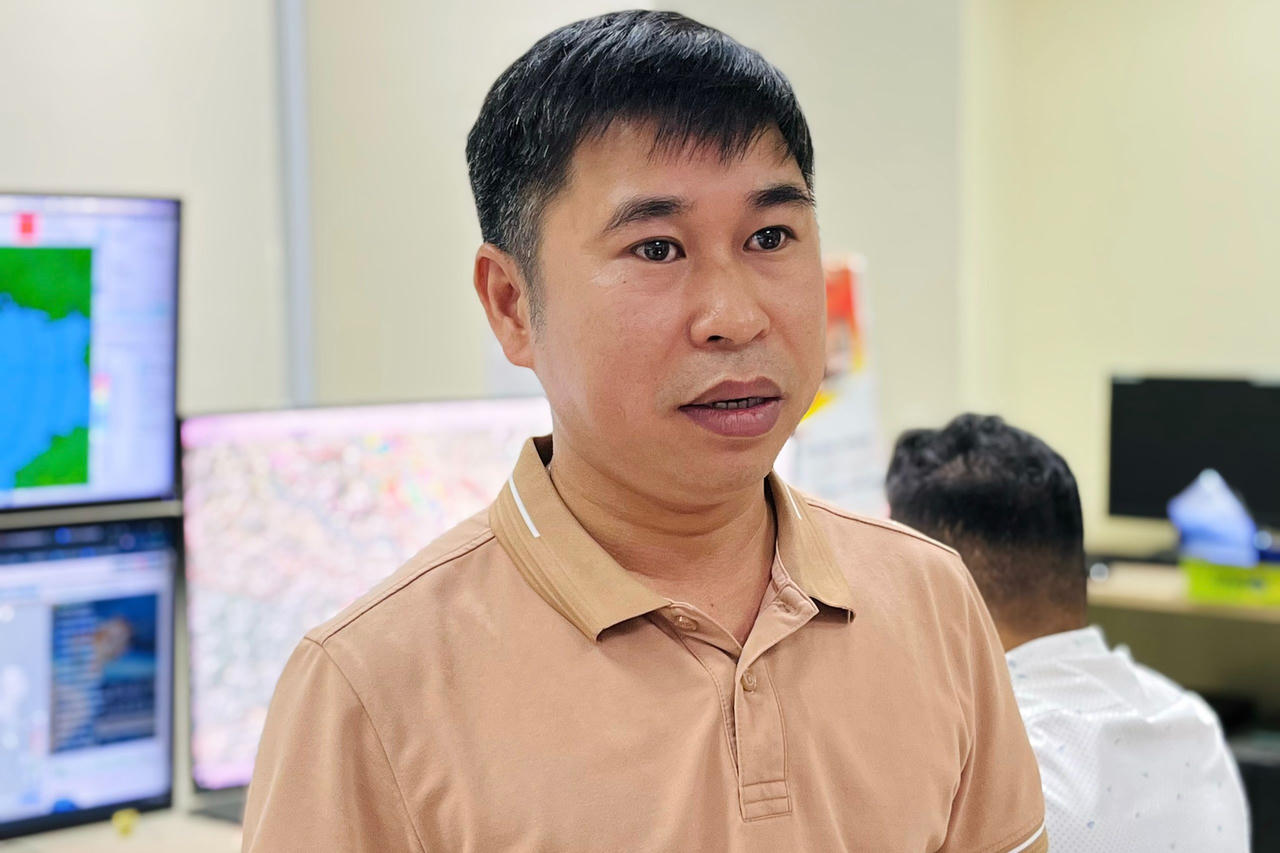 Cảnh báo dông sét tiếp diễn tại Hà Nội và các tỉnh lân cận