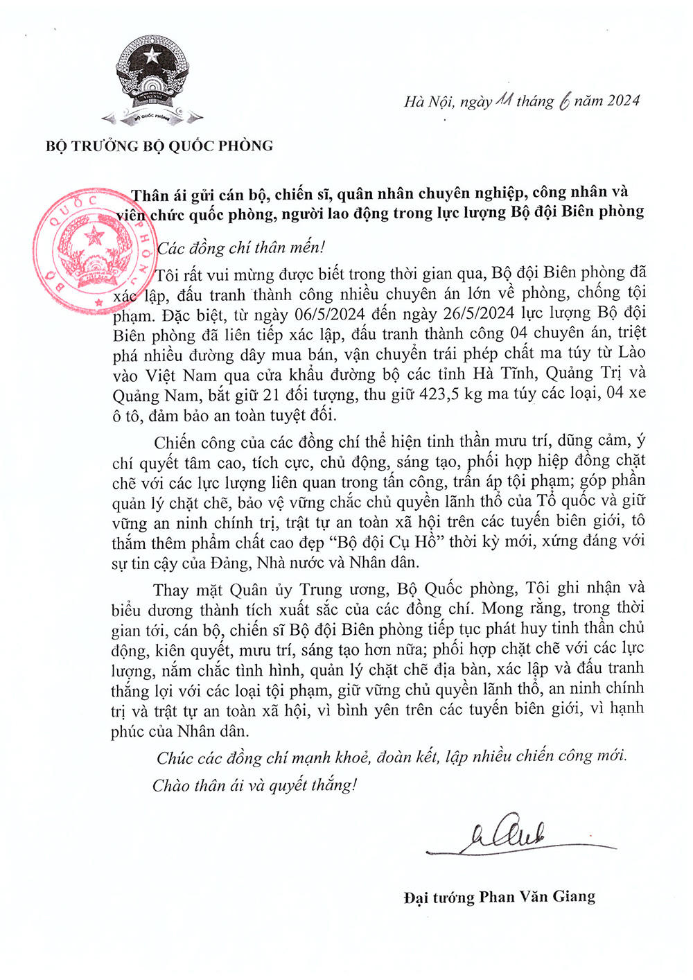 Bộ trưởng Bộ Quốc phòng gửi thư khen cán bộ, chiến sĩ Bộ đội Biên phòng