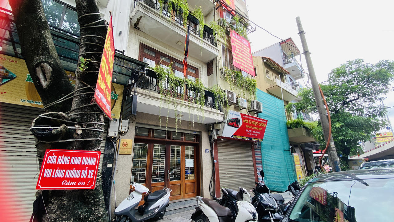 Phố phường Hà Nội trầm mặc tưởng nhớ Tổng Bí thư Nguyễn Phú Trọng