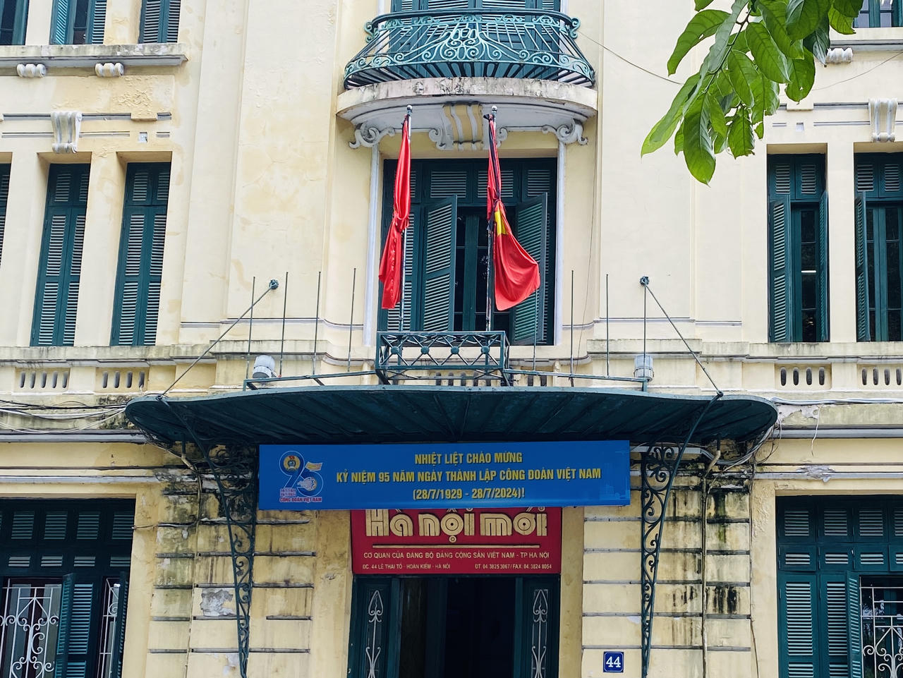 Phố phường Hà Nội trầm mặc tưởng nhớ Tổng Bí thư Nguyễn Phú Trọng