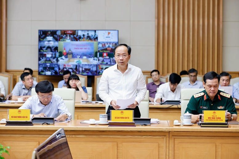 Thủ tướng: Tăng tốc, bứt phá để hoàn thành thêm 1.200 km cao tốc vào năm 2025