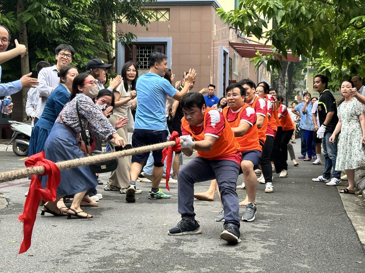 Sôi nổi Giải thể thao chào mừng 79 năm Ngày truyền thống ngành Tư pháp