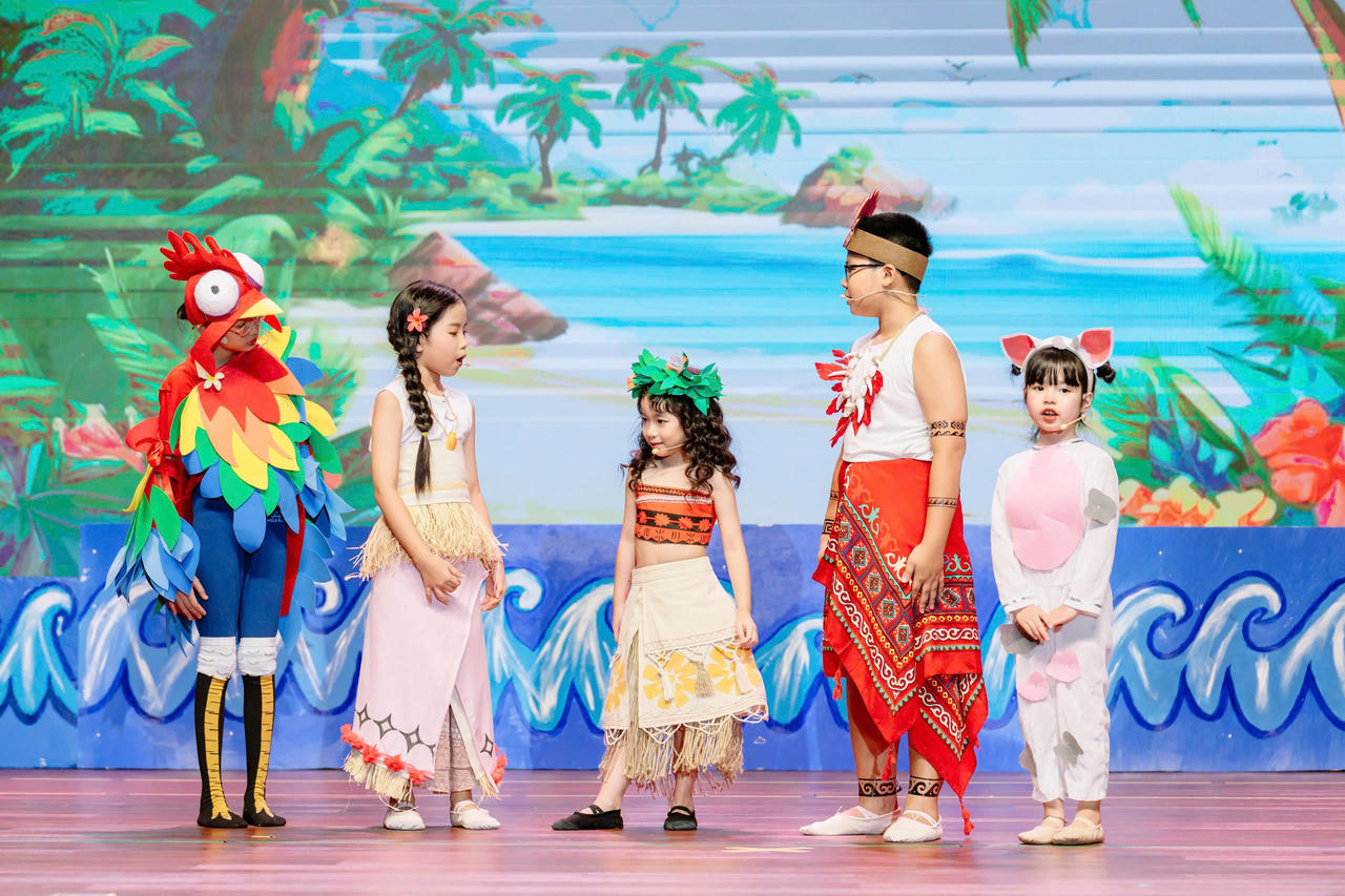 Vở nhạc kịch tiếng Anh 'Moana' đầy sắc màu 