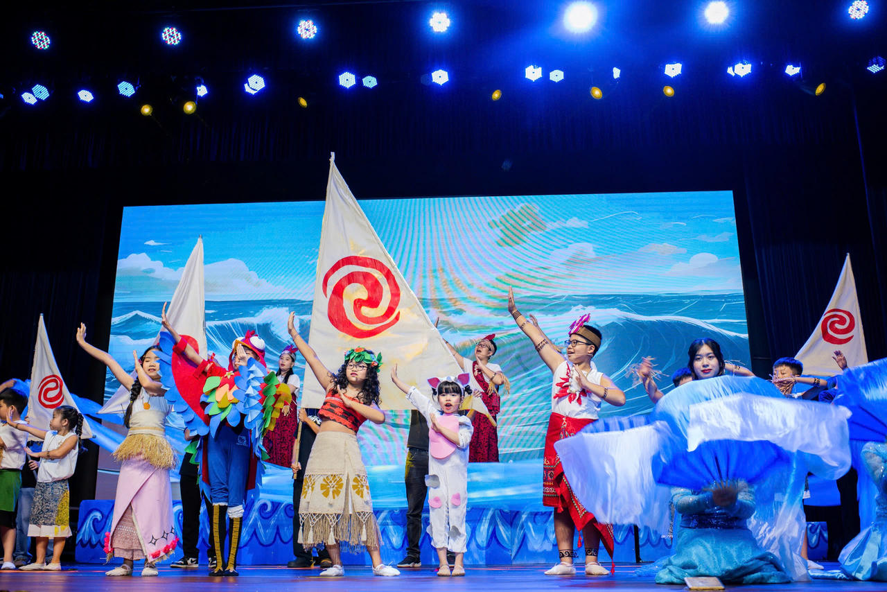 Vở nhạc kịch tiếng Anh 'Moana' đầy sắc màu 