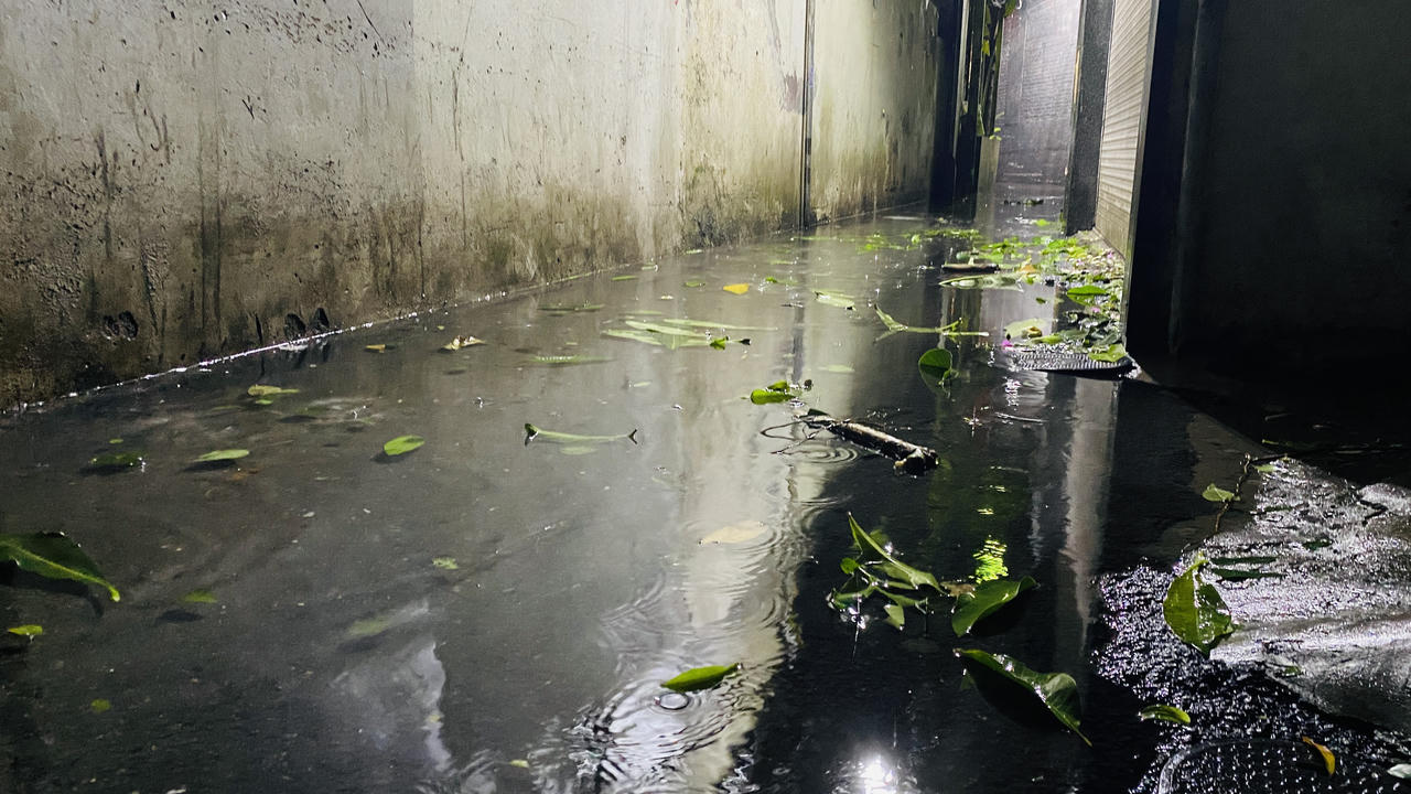 Đề phòng ngập lụt trên loạt tuyến phố ở Hà Nội 