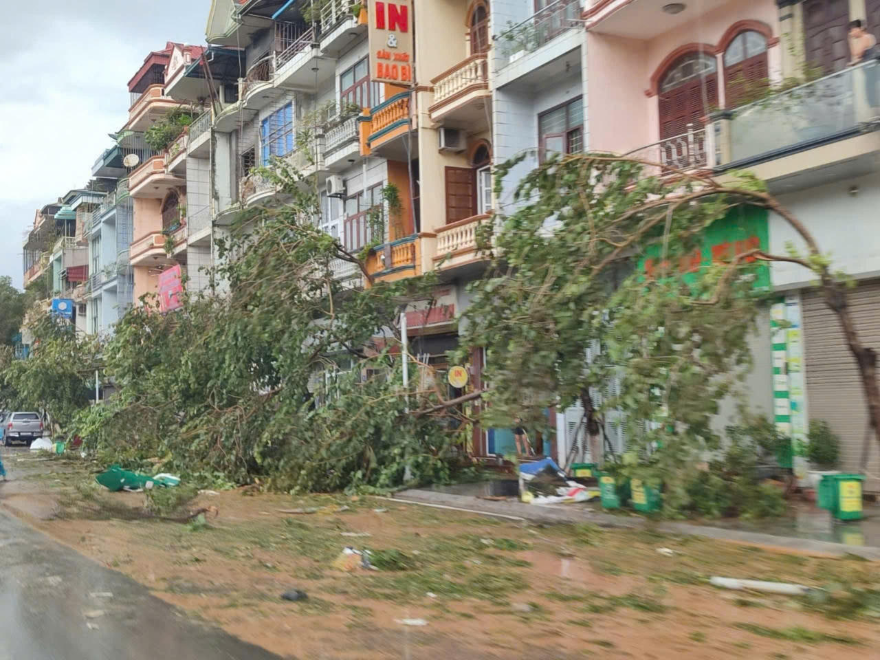 Quảng Ninh khắc phục hậu quả sau bão số 3