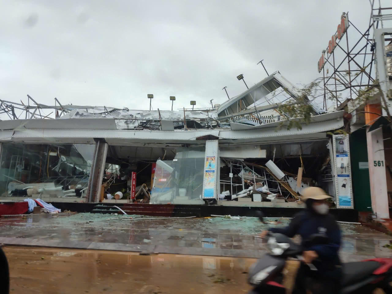 Quảng Ninh khắc phục hậu quả sau bão số 3