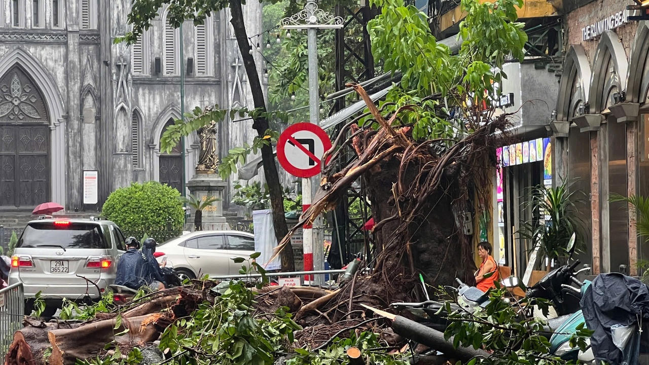 Niềm vui Trung Thu bị gián đoạn bởi siêu bão Yagi