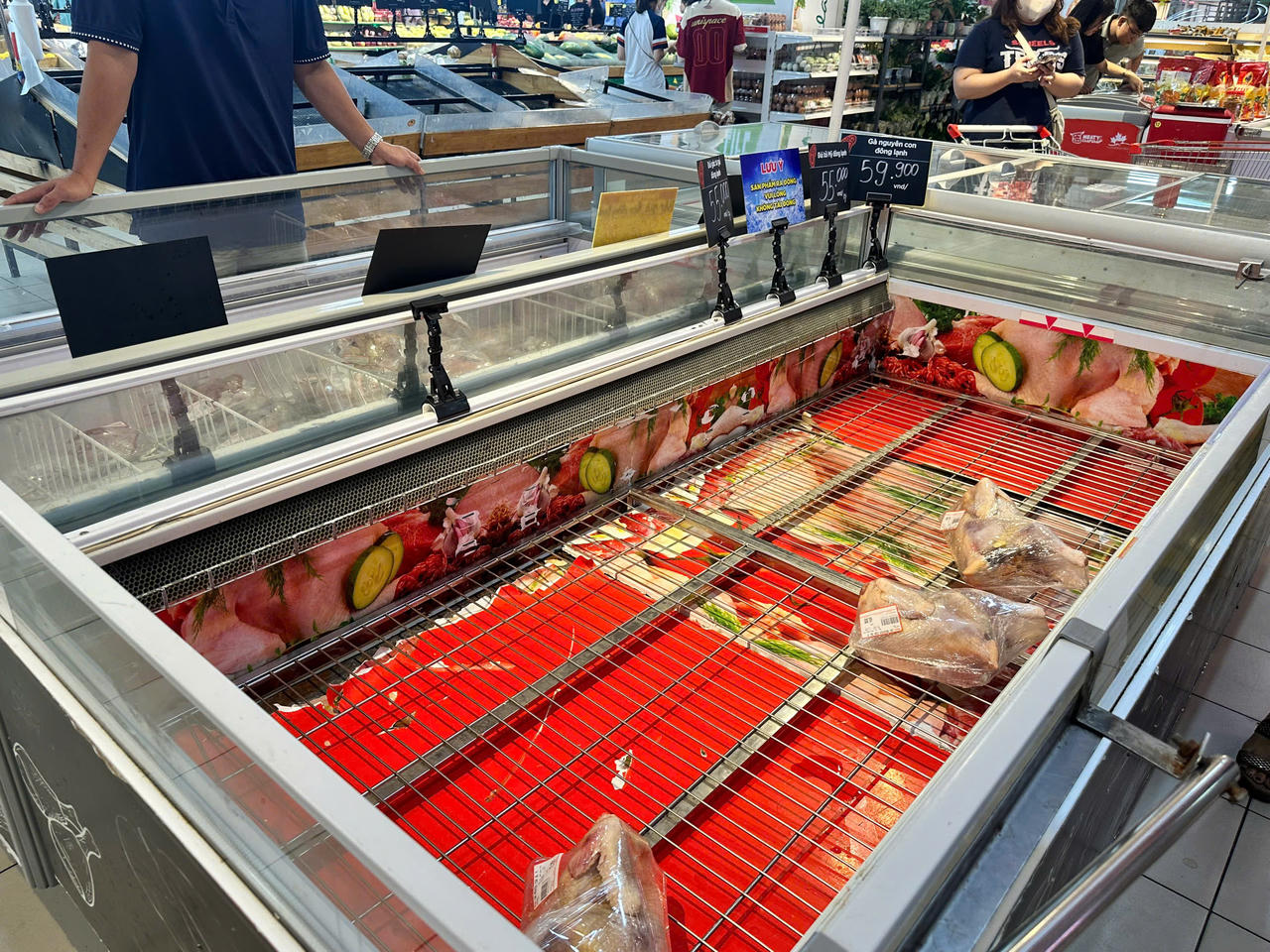 Người Hà Nội lại ‘đổ xô’ tích trữ thực phẩm sau bão