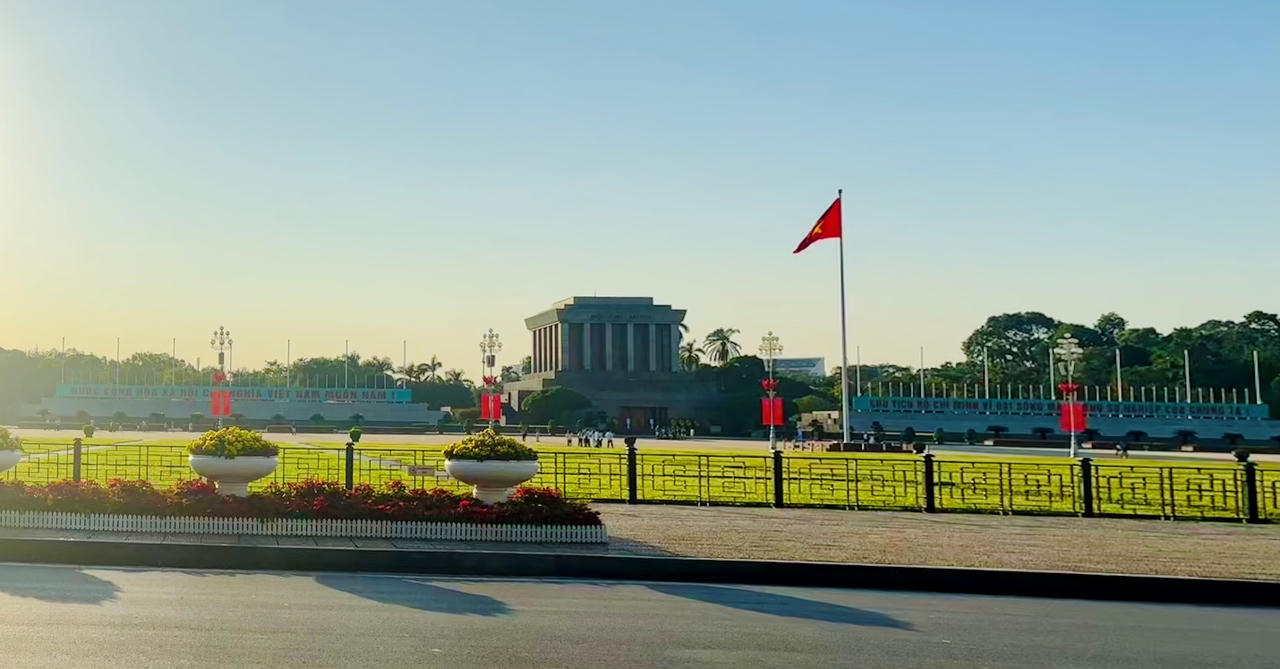 Dịu dàng cuốn hút vẻ đẹp thu Hà Nội 