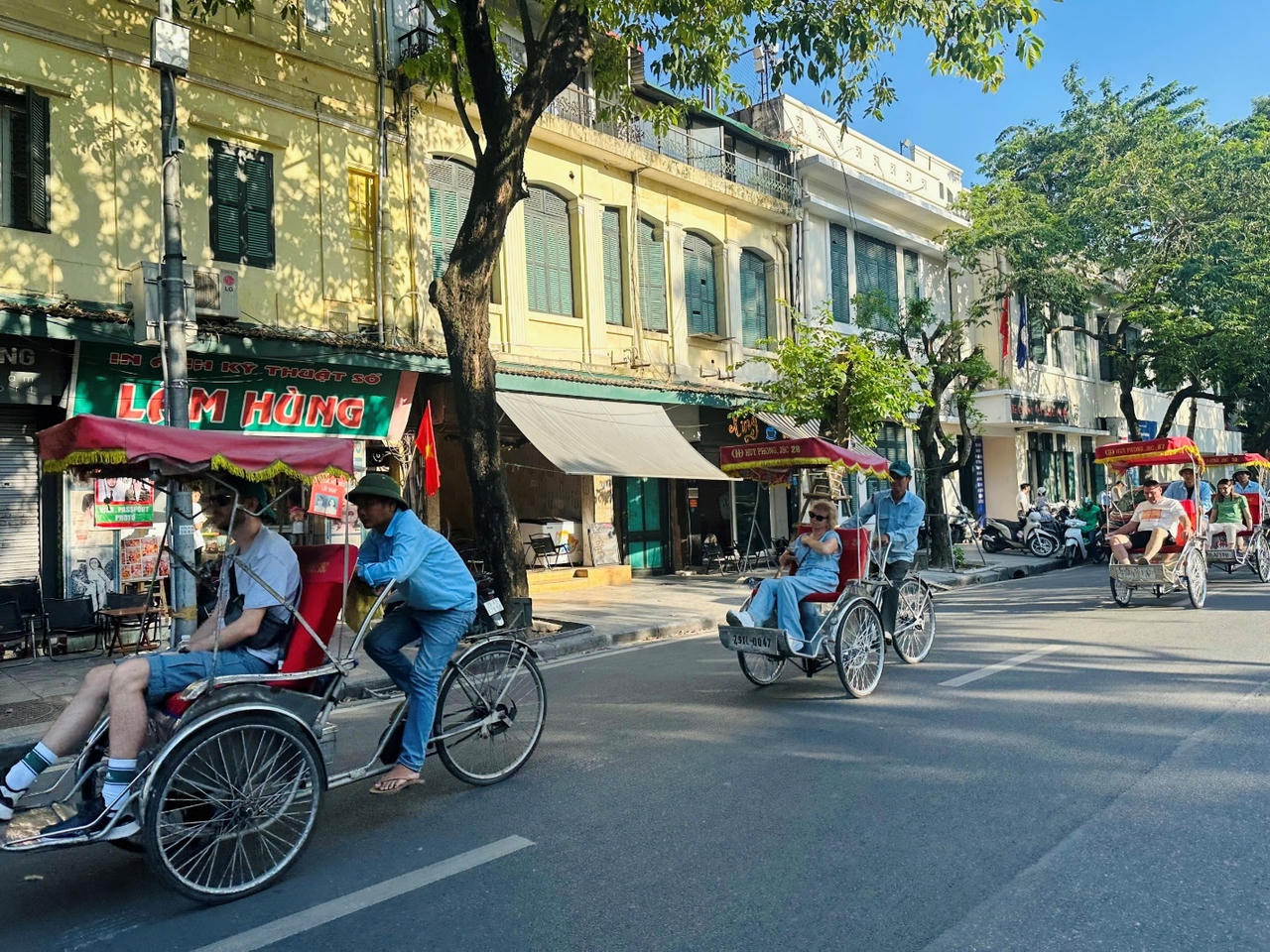 Dịu dàng cuốn hút vẻ đẹp thu Hà Nội 