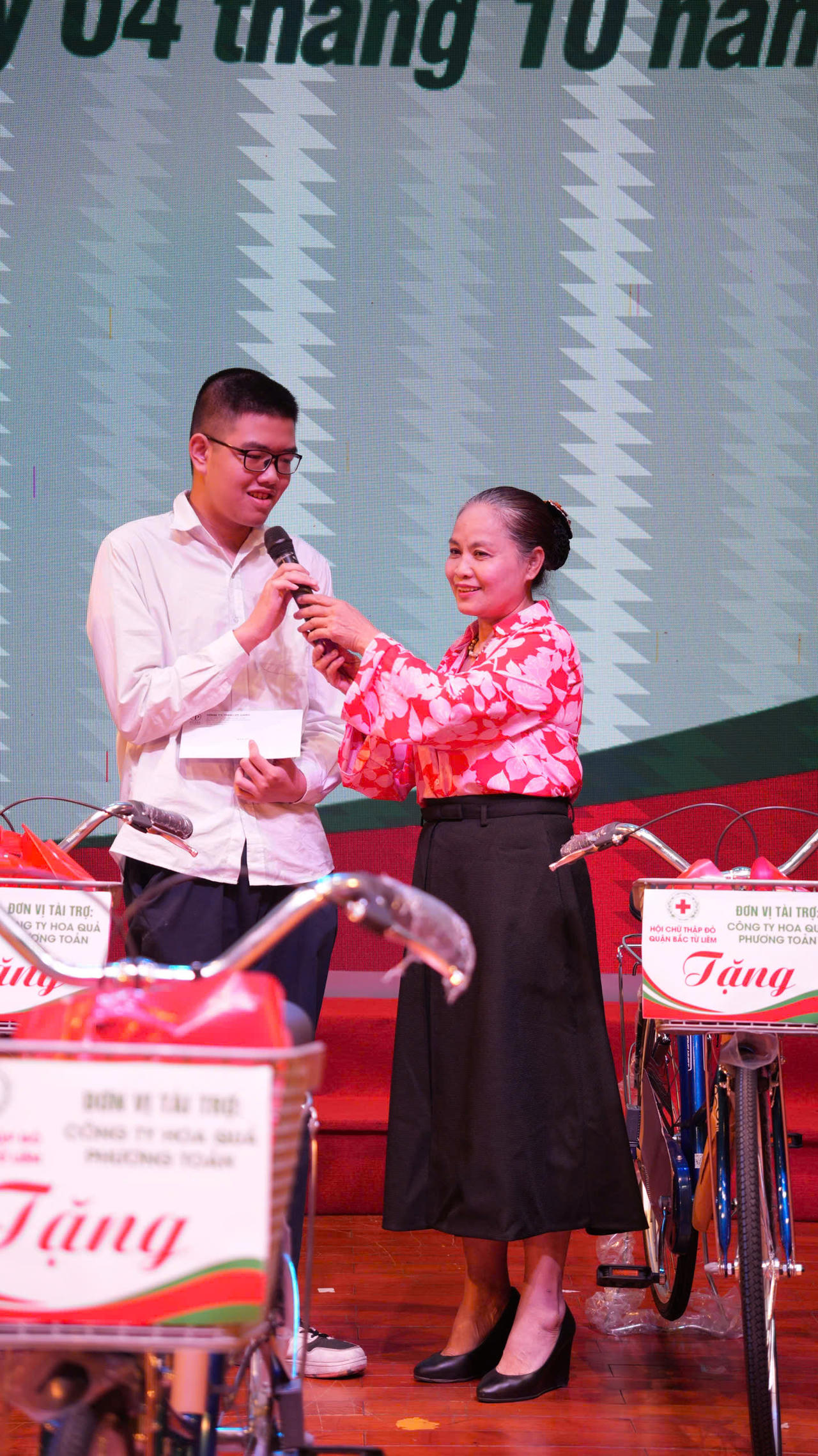 Giám đốc Công ty Hoa quả Phương Toản: Khởi nghiệp từ hai bàn tay trắng đến nữ doanh nhân đậm chất “Nông dân” 