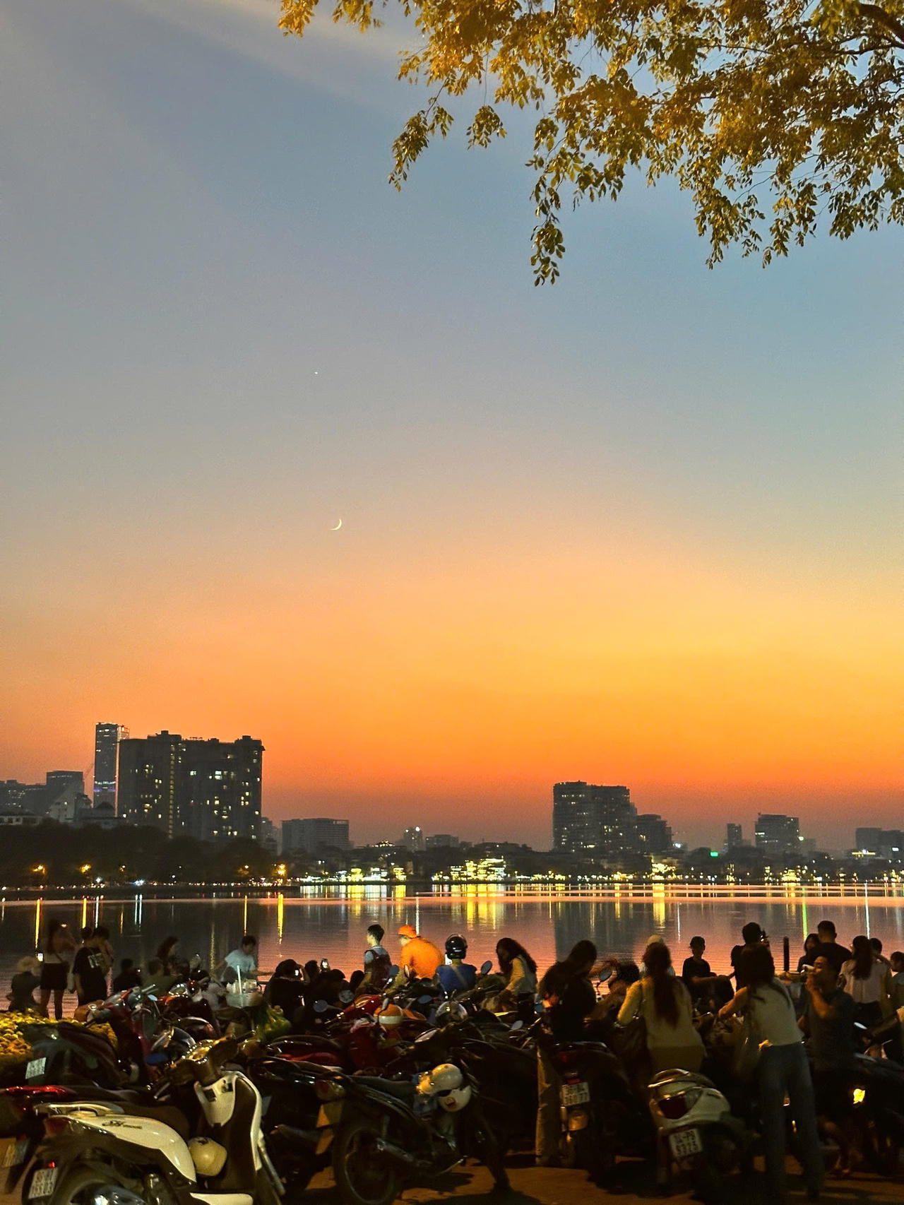 Hà Nội – Những con phố Studio 