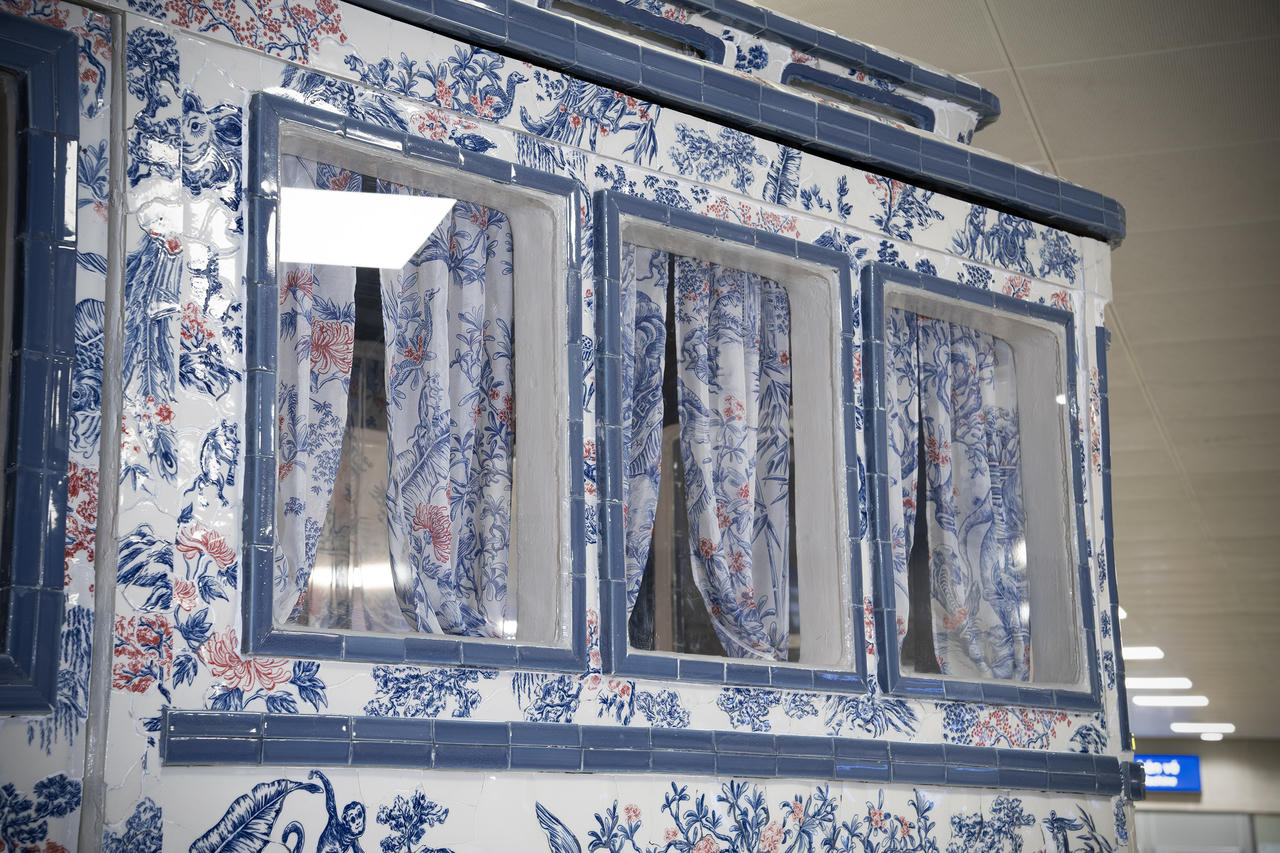 Cận cảnh tác phẩm nghệ thuật độc đáo tại Ga Metro Cầu Giấy