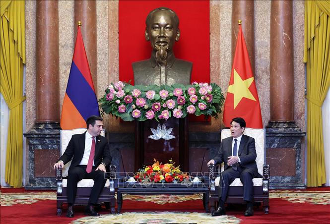 Chủ tịch nước Lương Cường tiếp Chủ tịch Quốc hội Armenia