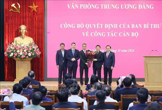 Đồng chí Võ Thành Hưng giữ chức Phó Chánh Văn phòng Trung ương Đảng
