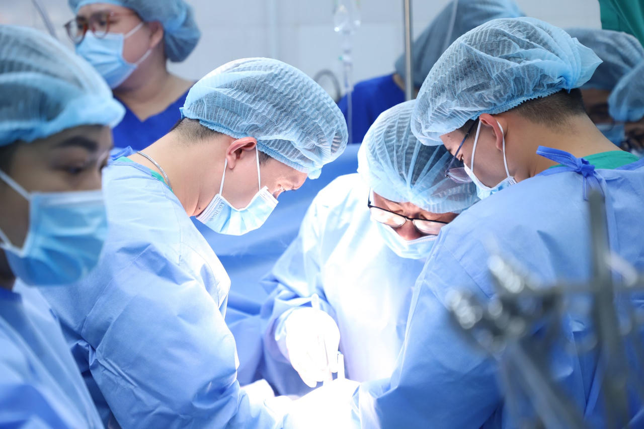 7 bệnh nhân được cứu từ mô tạng của người đàn ông chết não 