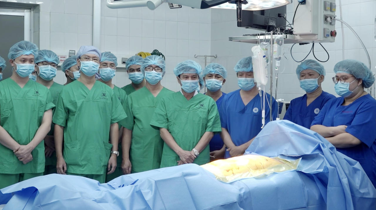 7 bệnh nhân được cứu từ mô tạng của người đàn ông chết não 