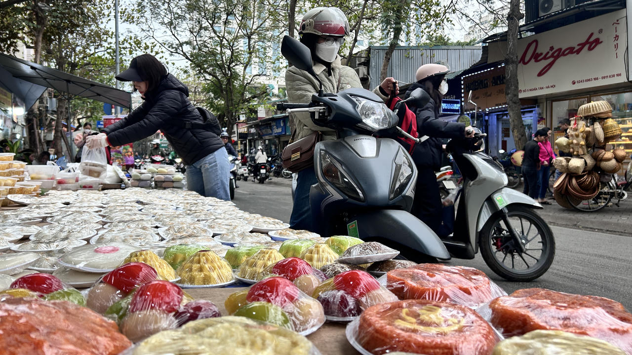 Xuyên đêm làm bánh trôi, bánh chay nhân dịp Tết Hàn thực
