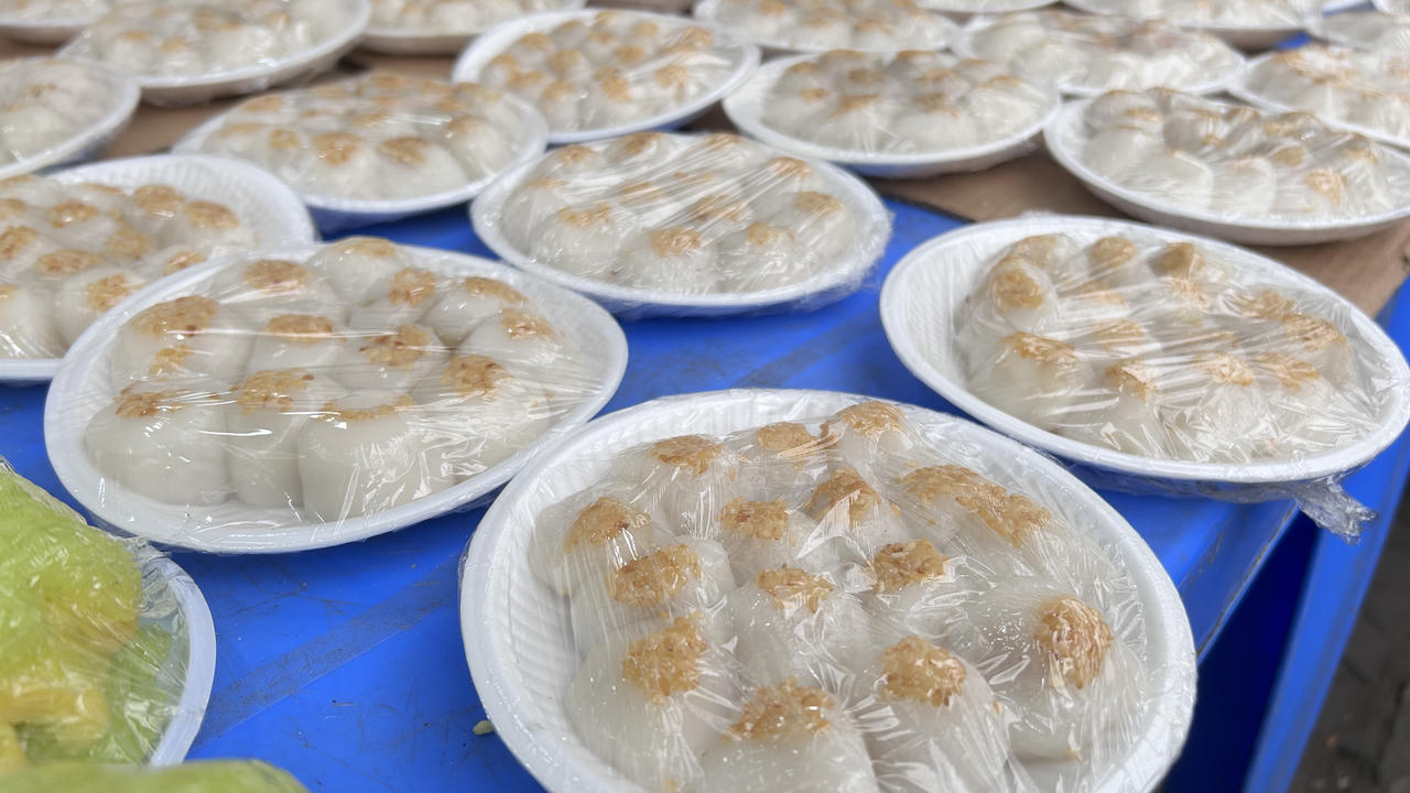 Xuyên đêm làm bánh trôi, bánh chay nhân dịp Tết Hàn thực